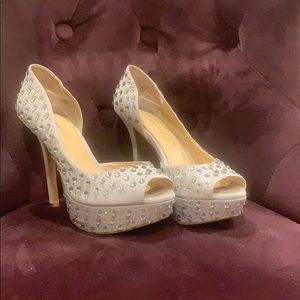 Gianni Bini silver high heels